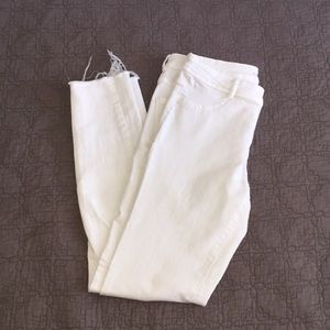 Zara Destroyed White Jegging Size 28